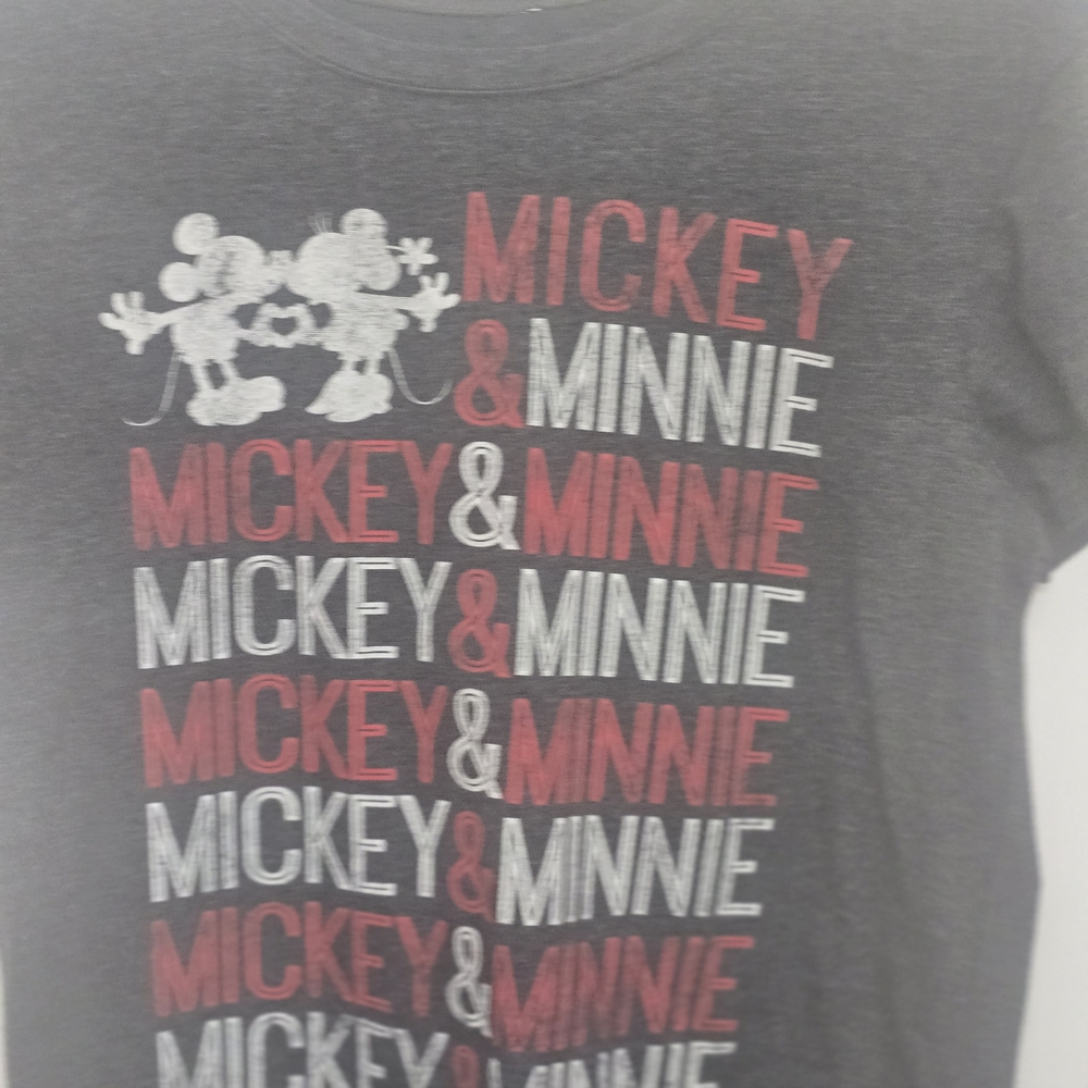 Disney Mickey & Minnie Women’s Graphic Tee Gray – Size Large